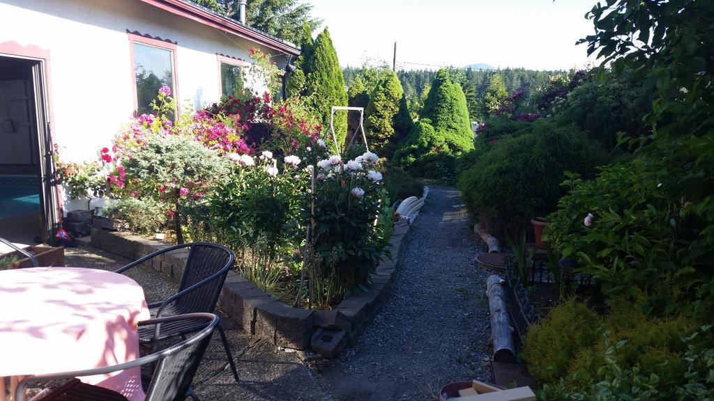 Timberlodge Rv & Campground Port Alberni Buitenkant foto