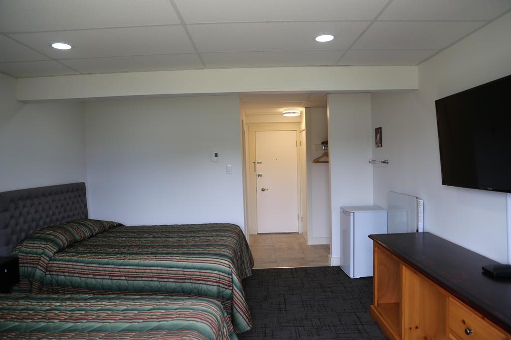 Timberlodge Rv & Campground Port Alberni Buitenkant foto